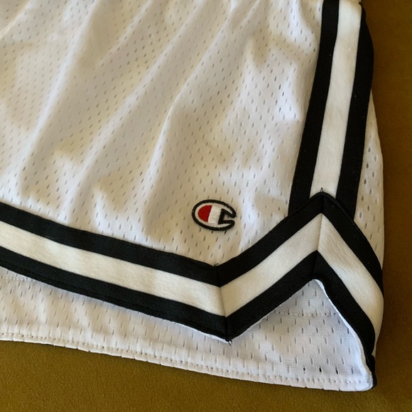 NWOT Champion White Mesh Notch Side Short | L Large - Picture 8 of 16